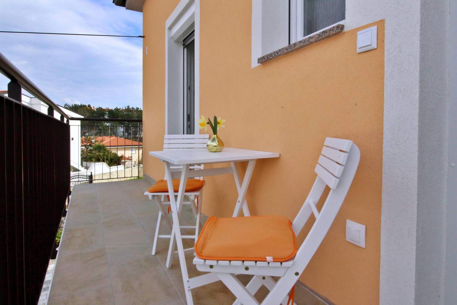 Apartment Ivo 1 – Sea View and Balcony