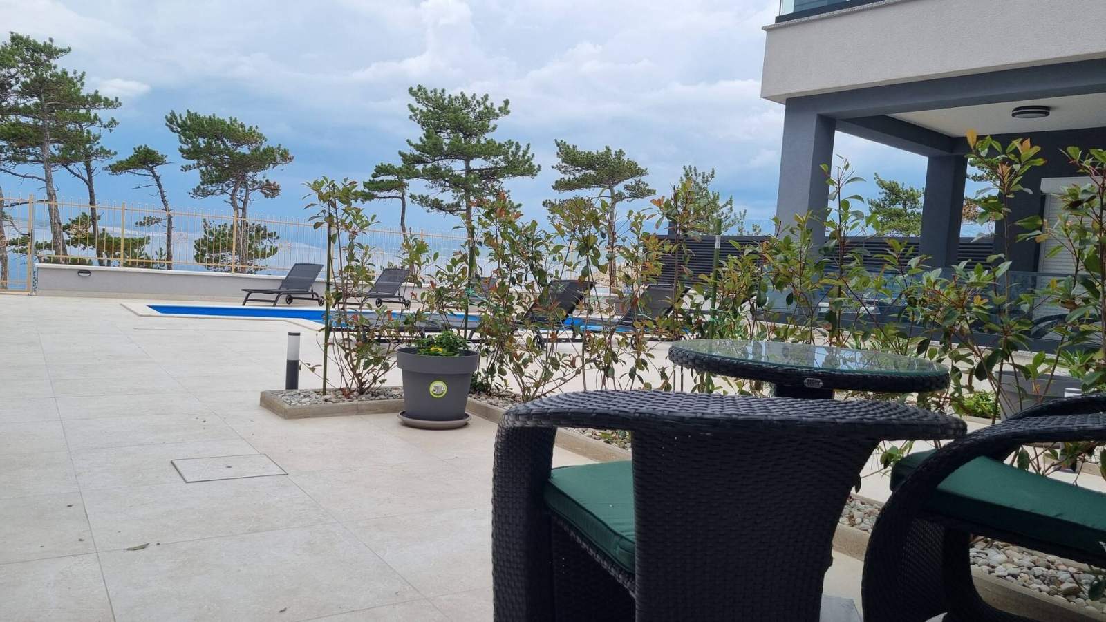 Studio-Apartment Punta Silo A4 – Pool und Meerblick