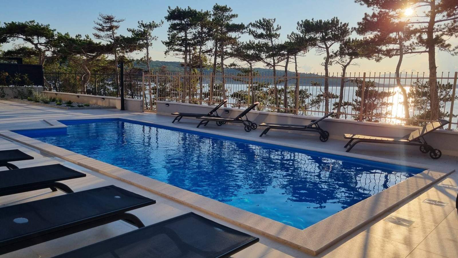 Studio-Apartment Punta Silo A4 – Pool und Meerblick