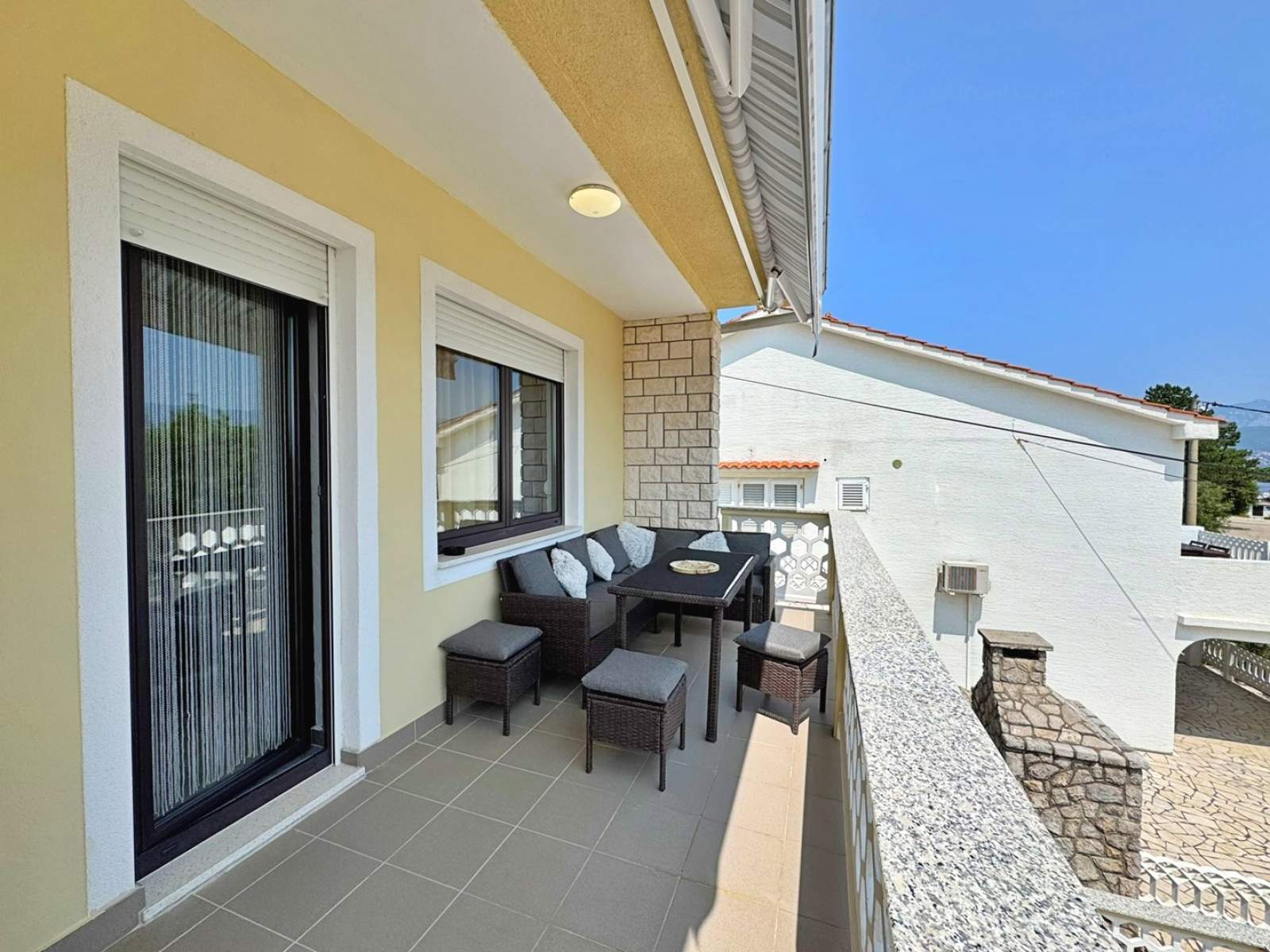 Apartment Rozi – Meerblick und Balkon