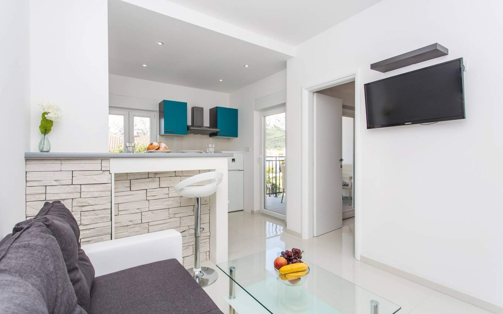 Modernes Apartment Berisha 1 Nr.2 – mit Balkon