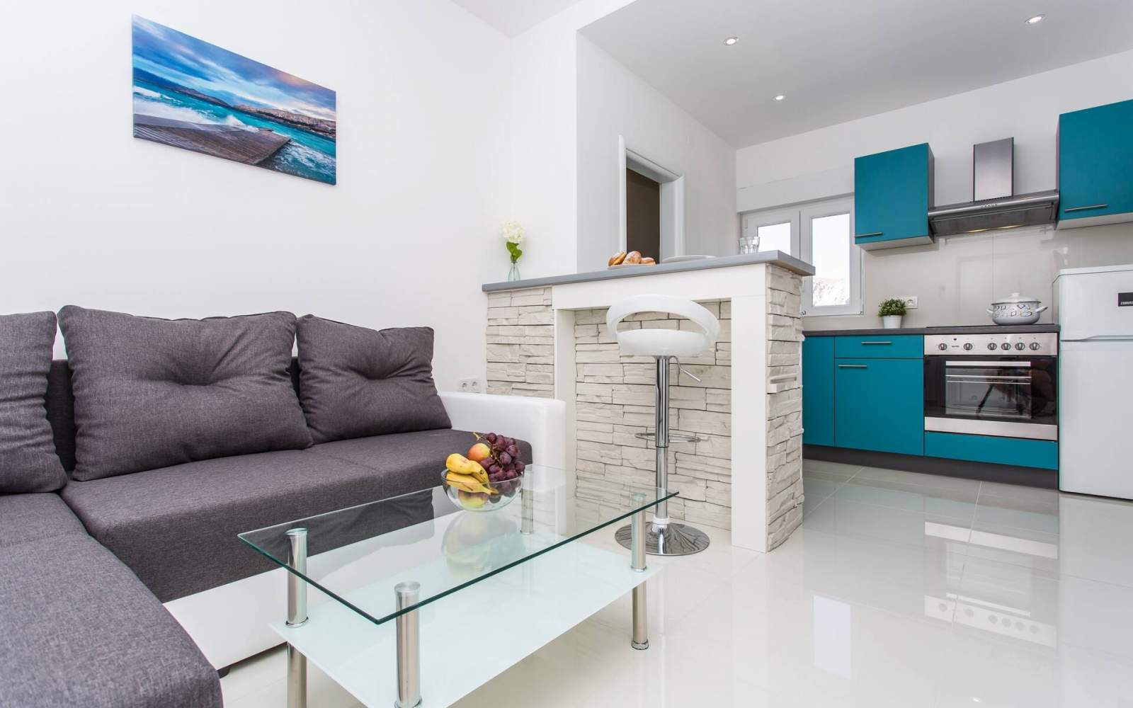 Modernes Apartment Berisha 1 Nr.2 – mit Balkon