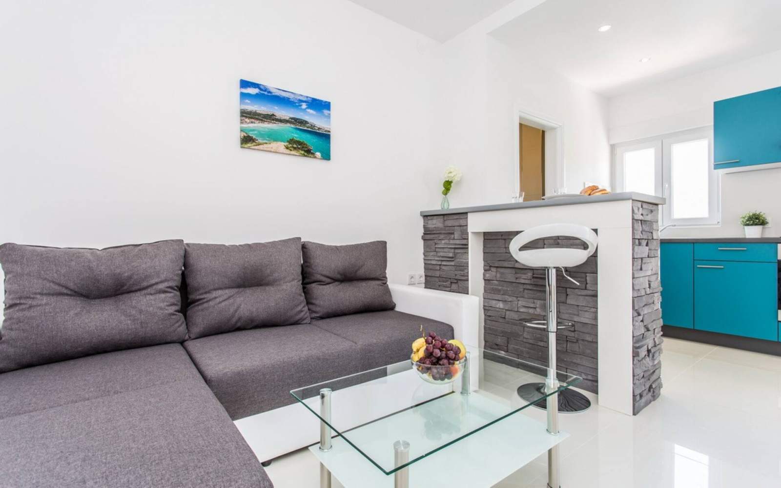 Modernes Apartment Berisha 1 Nr.4 – mit Balkon