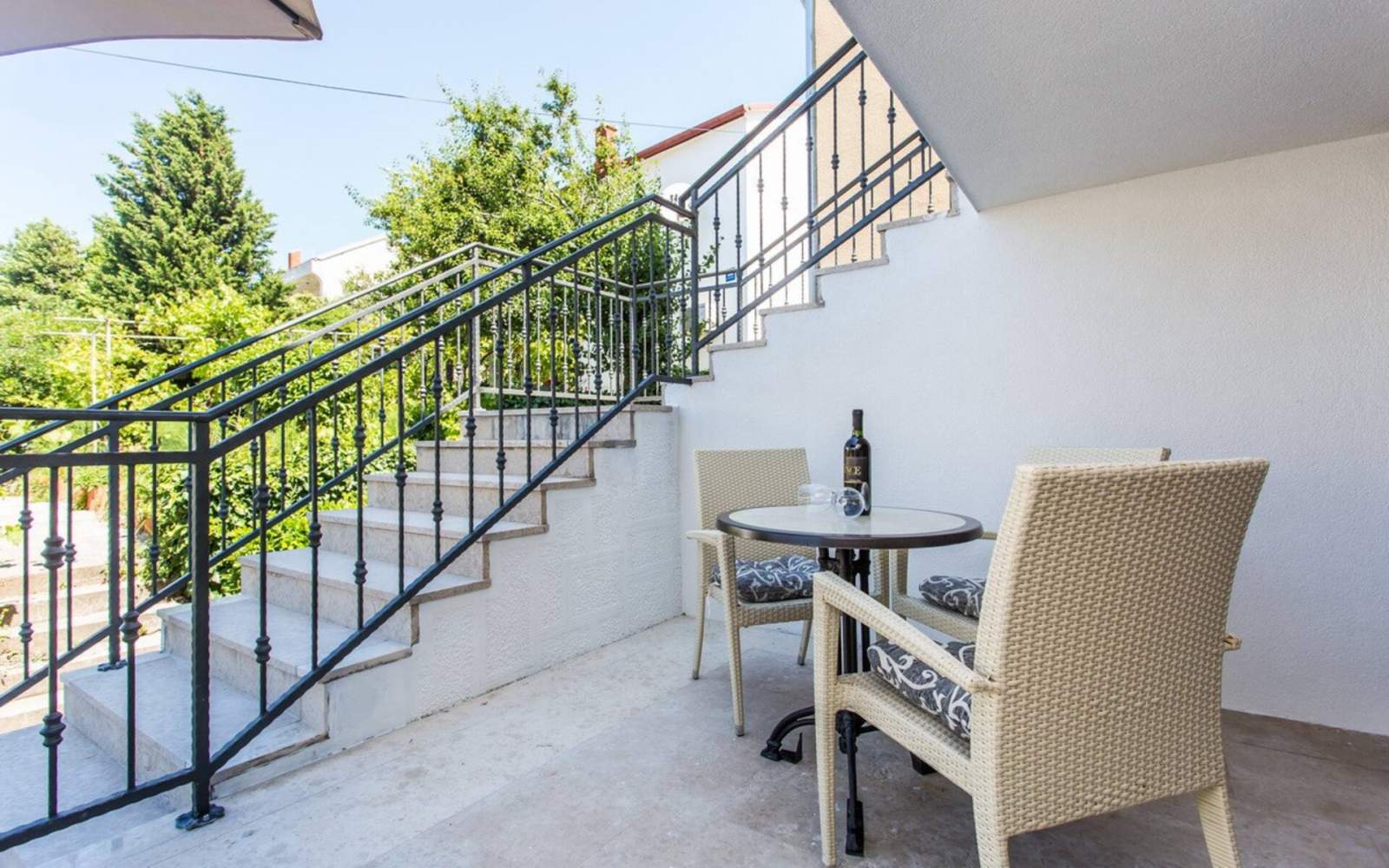 Studio-Apartment Berisha 1 Nr.1 – mit Balkon