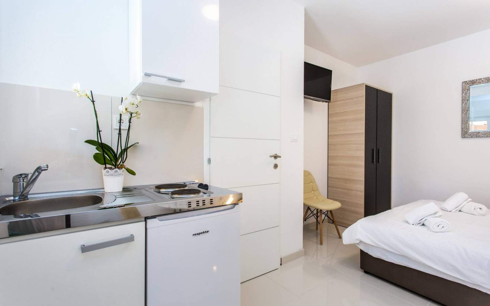 Studio-Apartment Berisha 1 Nr.6 – mit überdachter Terrasse