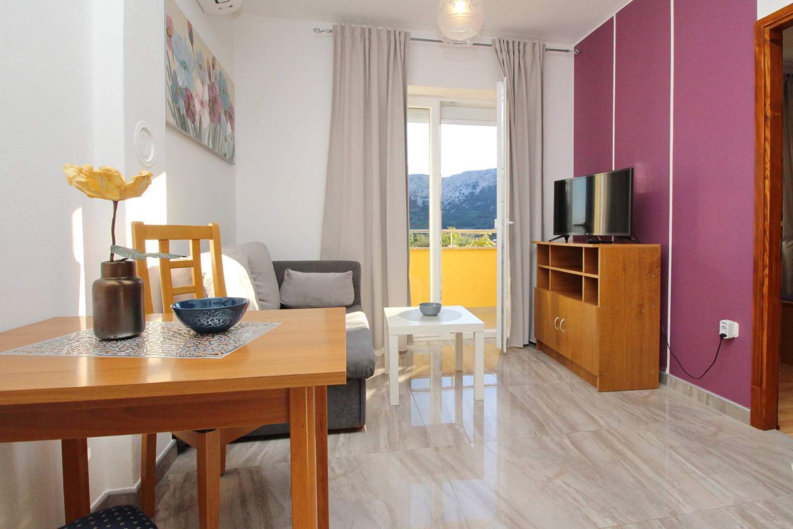 Charmantes Apartment Brnić Nr.3 - mit Balkon