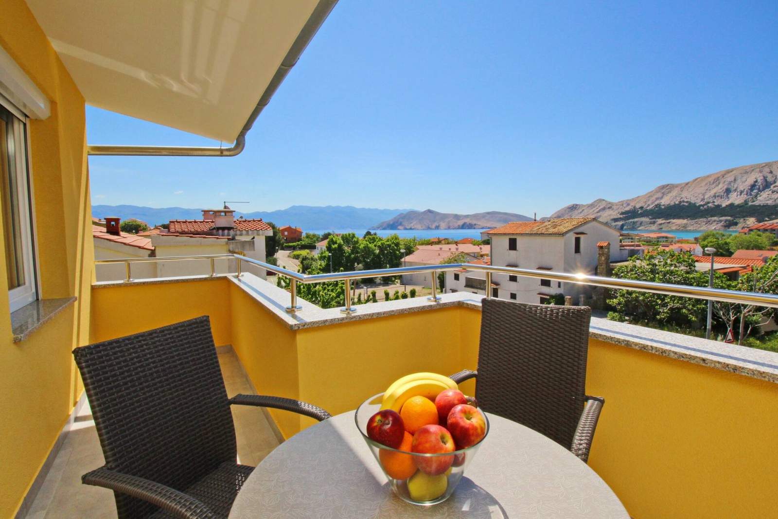 Charmantes Apartment Brnić Nr.7 - mit Balkon und Meerblick