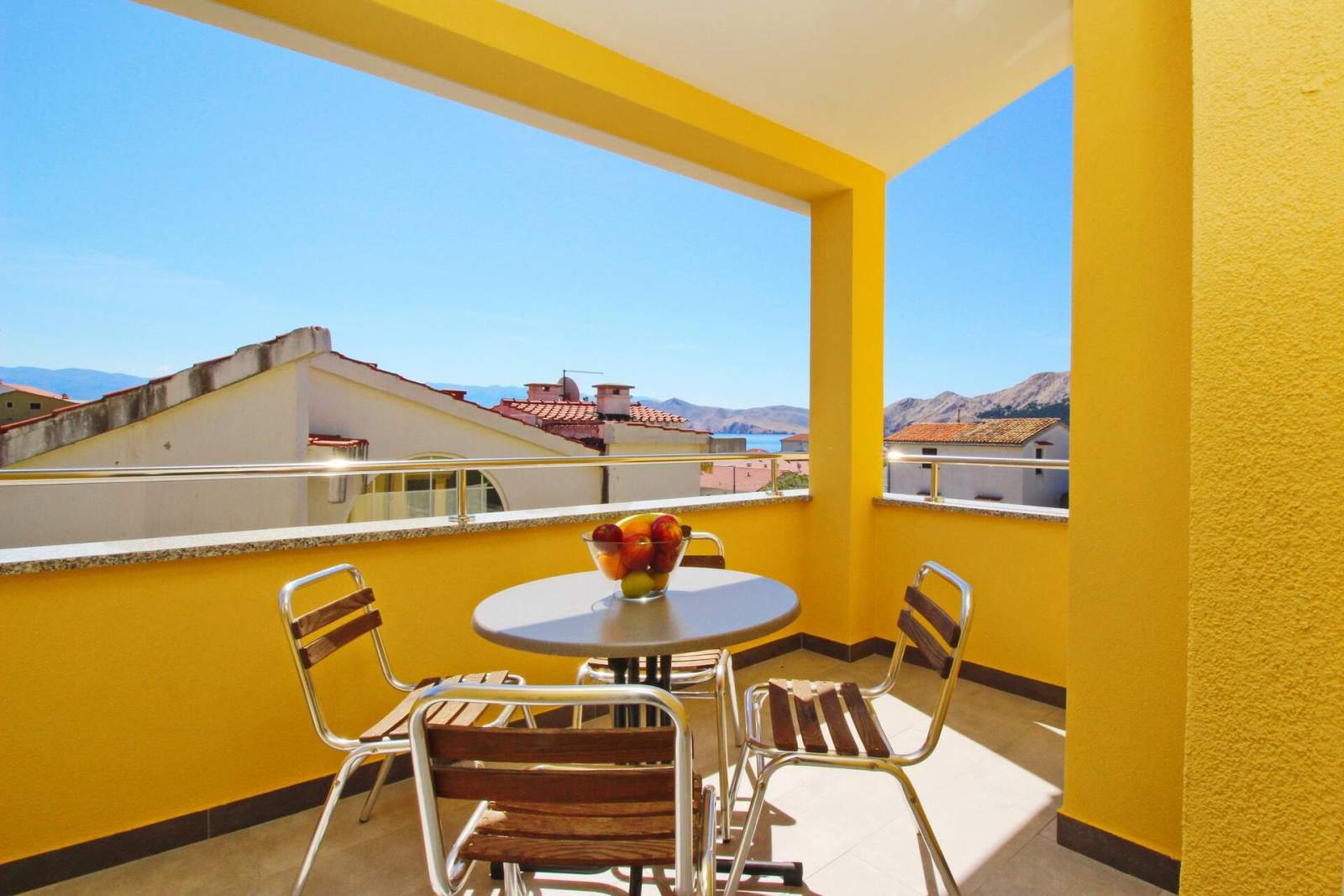 Charming Apartment Brnic No.8 - with Balcony 