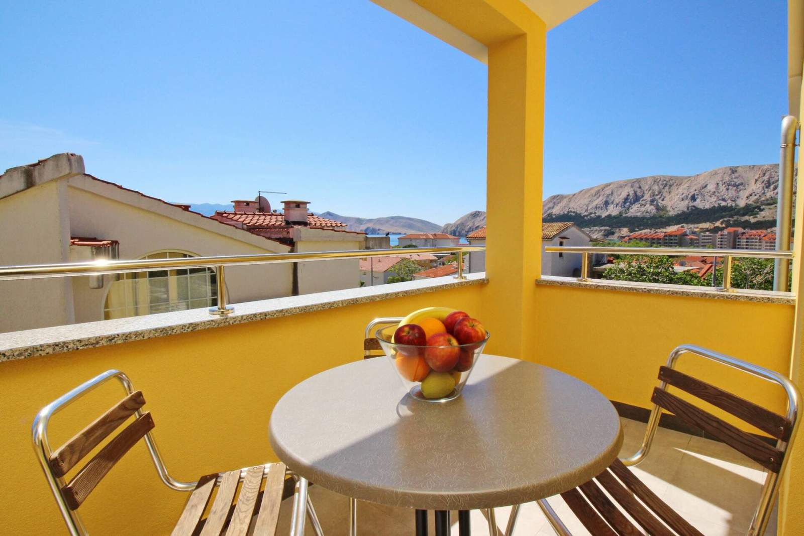 Charming Apartment Brnic No.8 - with Balcony 