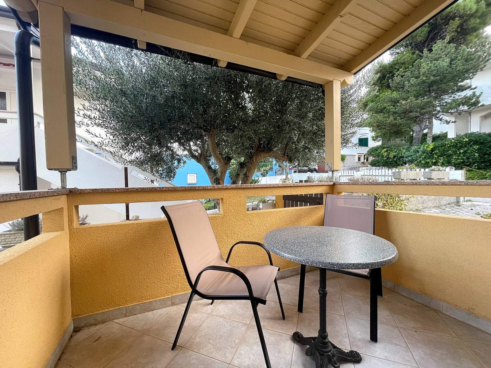 Capic Z3 - Apartment with Balcony and Parking spot, 300 m from the Beach