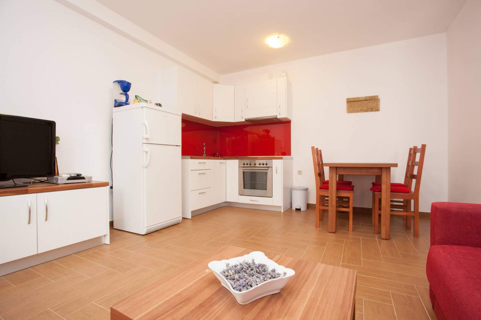 Apartment Dekanic D. – im Erdgeschoss, mit Terrasse