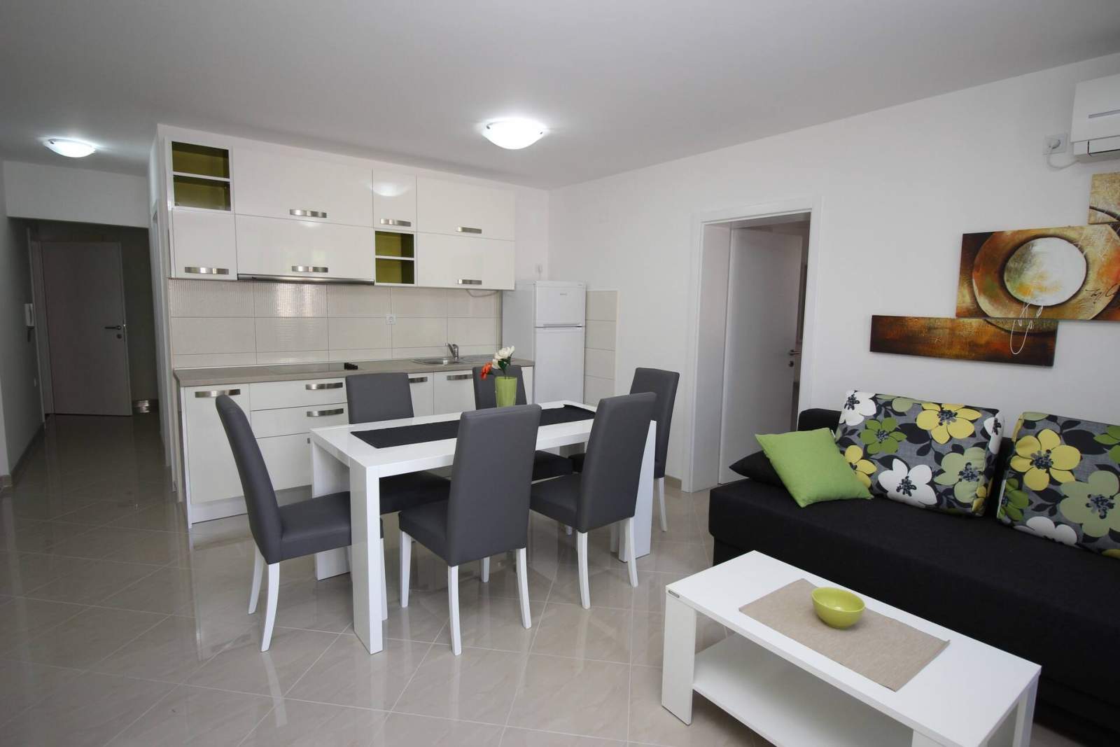 Apartment Gorica 1 Nr.2 – mit Pool, 200 m vom Strand entfernt
