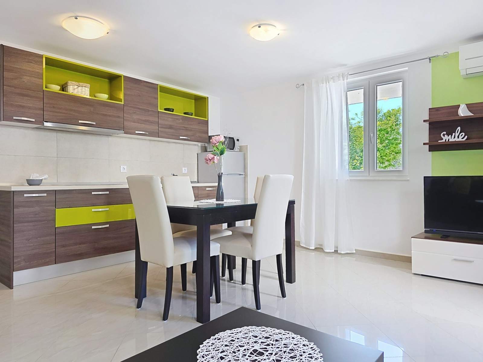 Apartman Gorica 2 br.2 – s terasom i bazenom