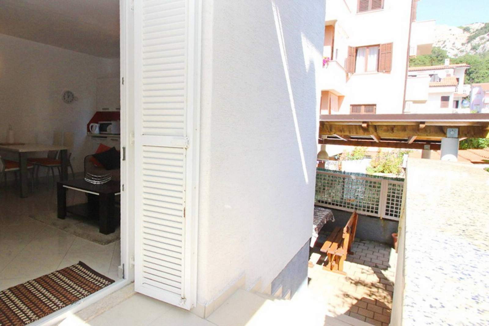 Apartment Krleza – mit großer, überdachter Terrasse