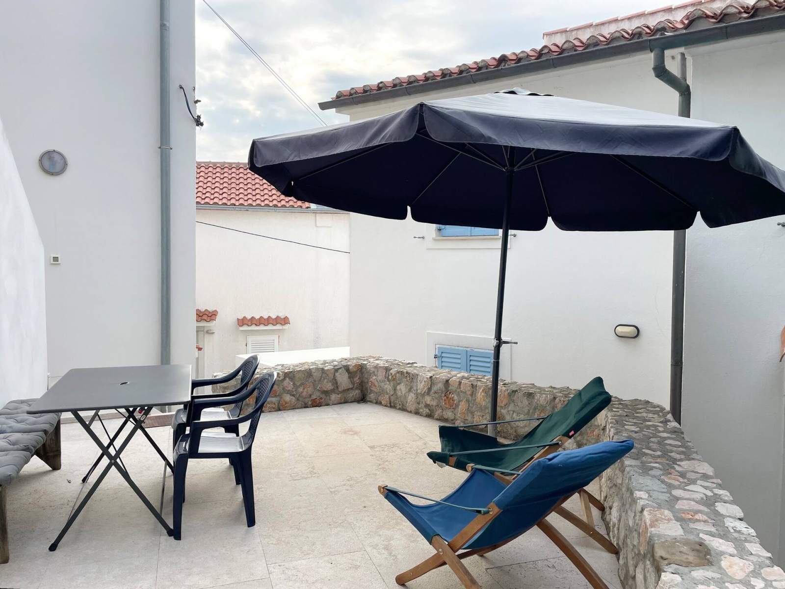 Studioapartment Meratti – im alten Teil von Baška, 200 m vom Strand entfernt