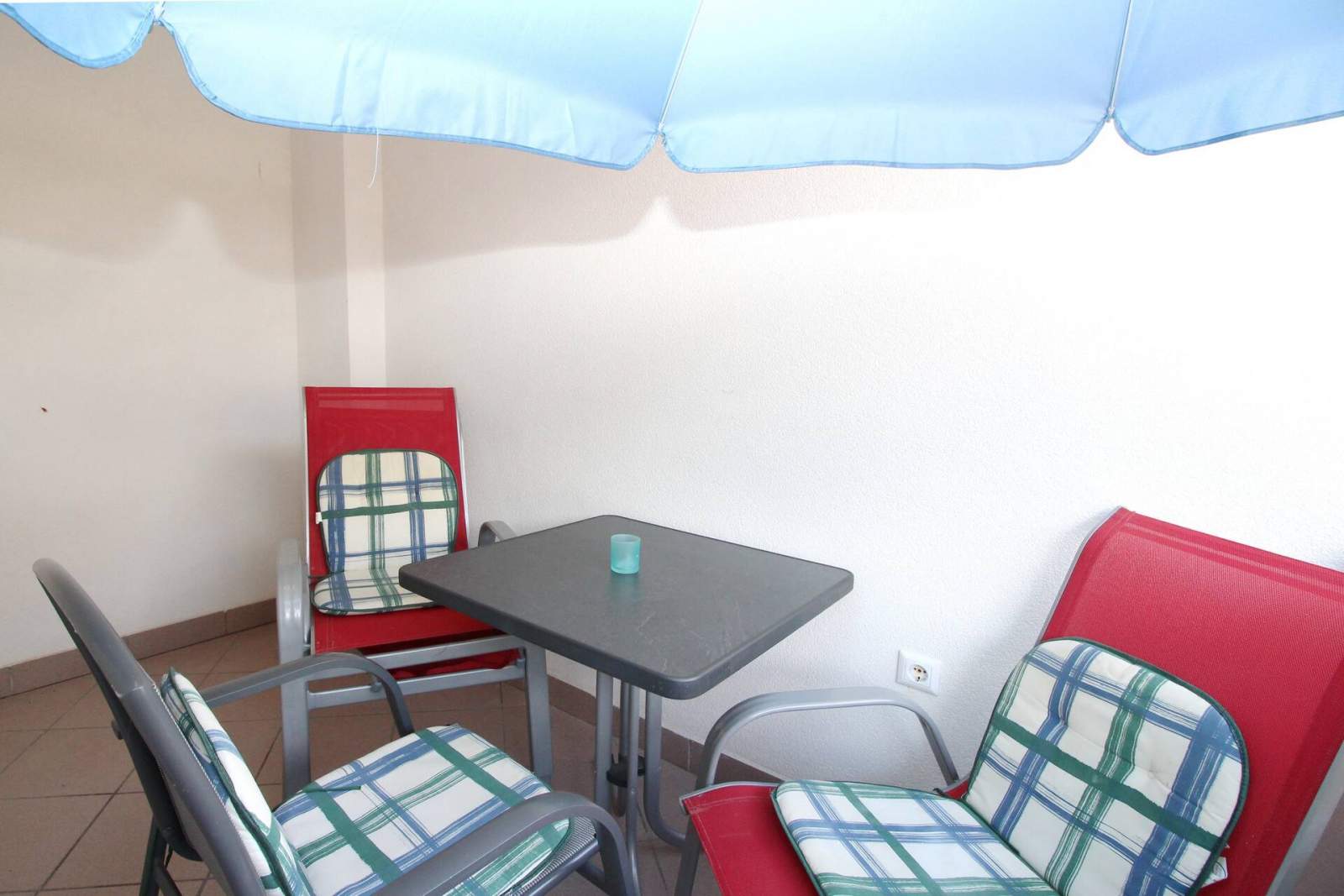 Apartment Mikulan Nara B – mit Balkon, 350 m vom Strand entfernt