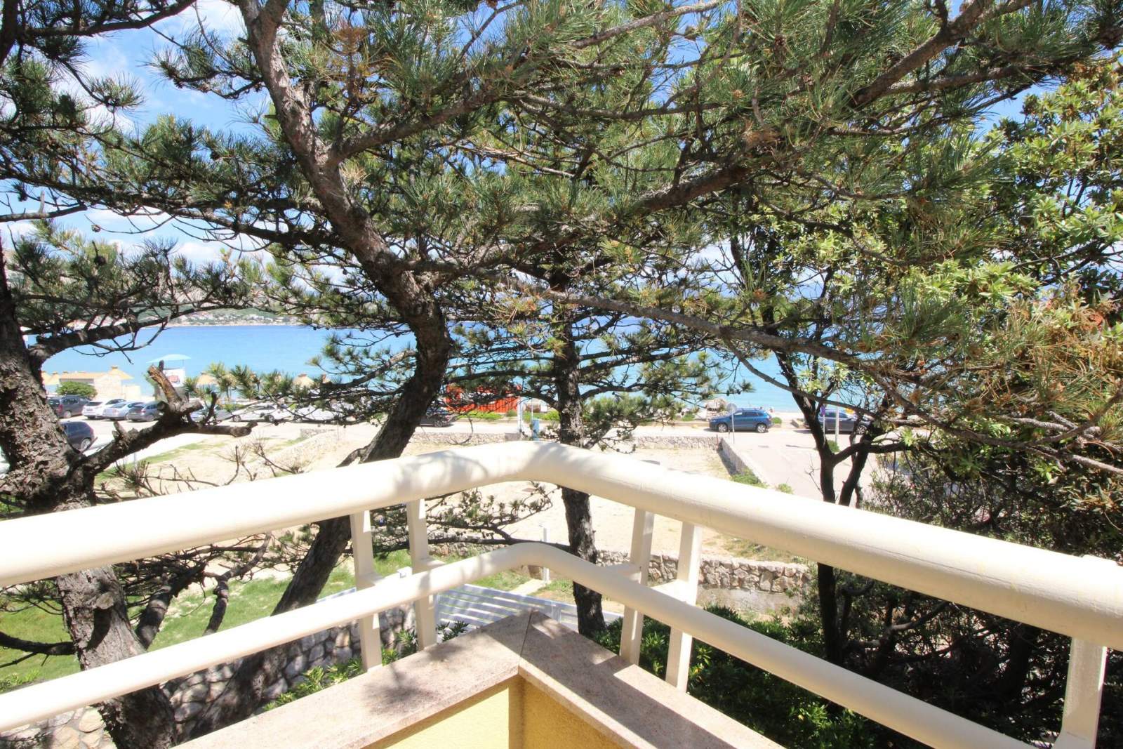 Apartment Mrkus more - mit Balkon und Meerblick, in Strandnähe