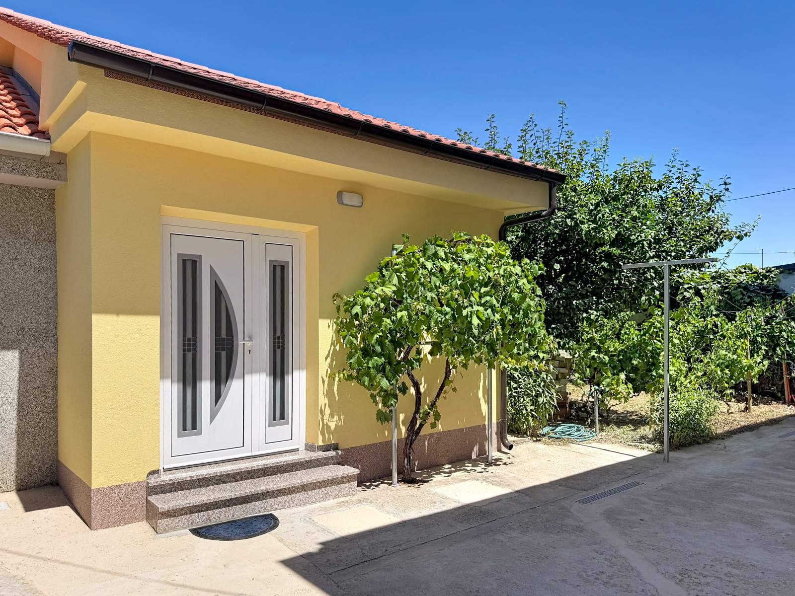 Šarmantan apartman Gabrijela 2 – za 2 osobe, s terasom
