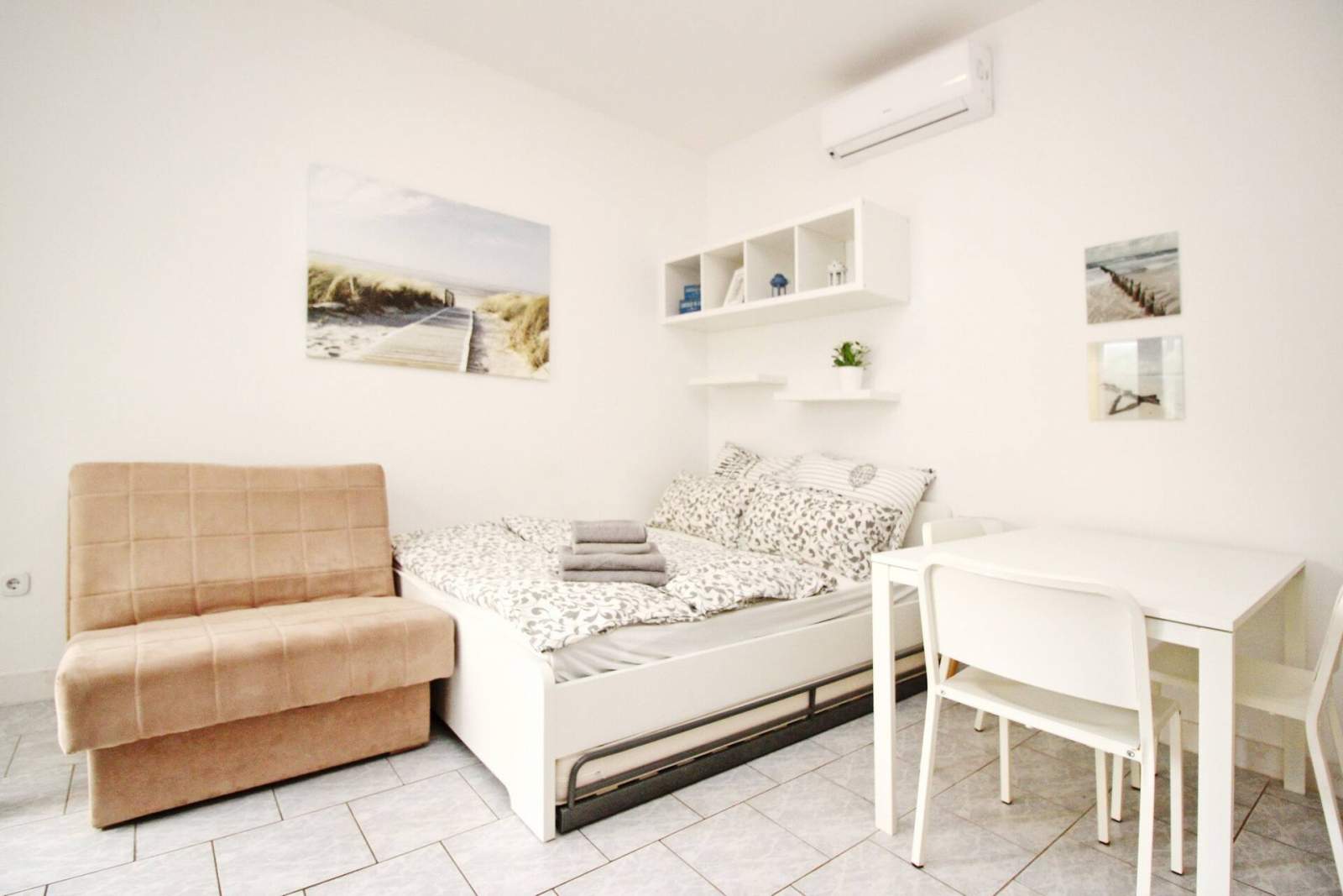 Studio-Apartment Rozman Beach – strandnah, mit Terrasse