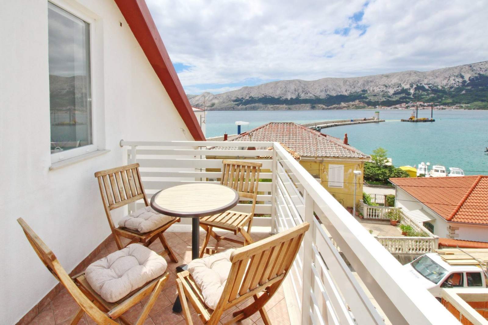 Apartment Čubranić S. Bs – im Hafen, nahe dem Meer