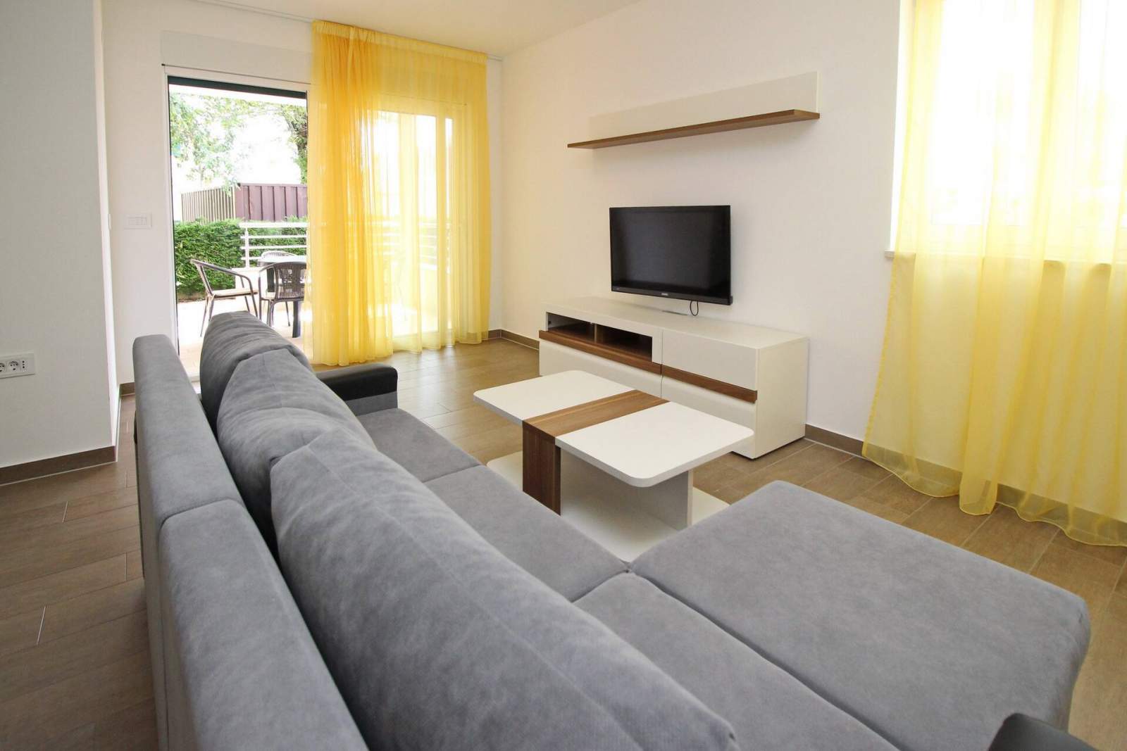 Apartment Smojver Nr. 2 – komfortabel, mit Terrasse