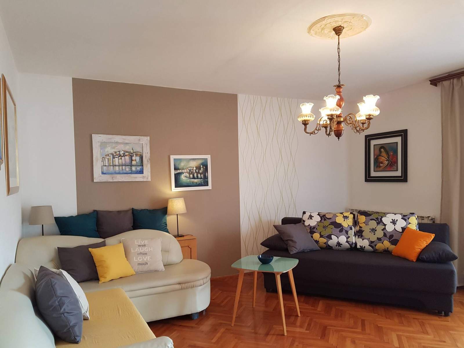 Apartment Gabrijela für 4–6 Personen – mit Balkon, 450 m vom Strand entfernt