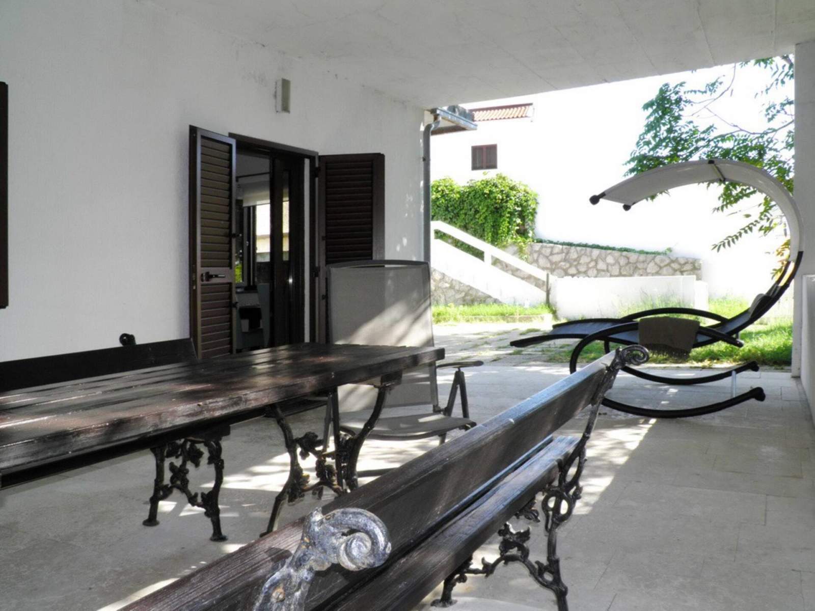 Apartment Starčević-Filipović mit Garten und Grill, 150 m vom Strand entfernt