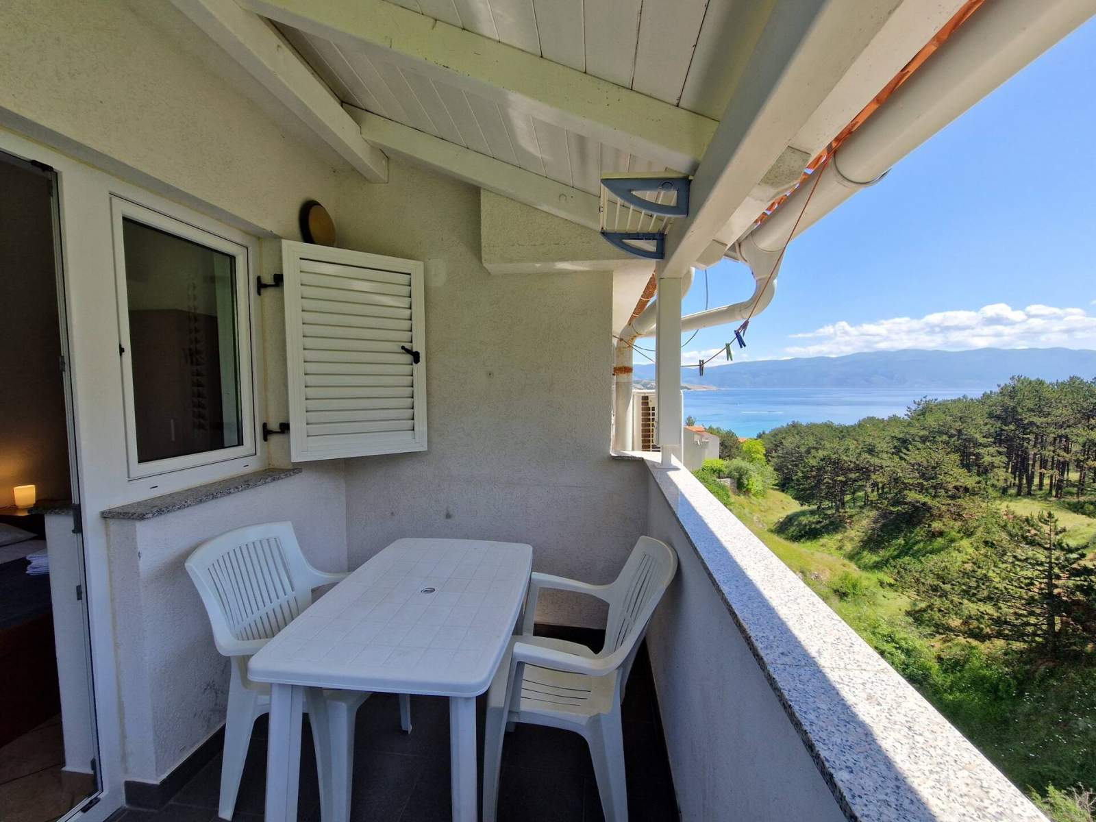 Apartment Vavrickova – mit Balkon, 400 m vom Strand entfernt
