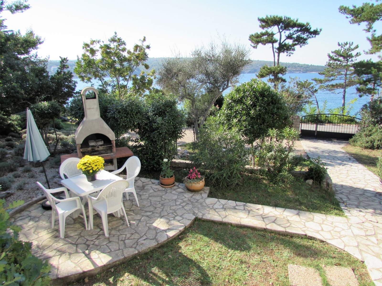 Apartment Zeljka – 15 m vom Meer, Meerblick