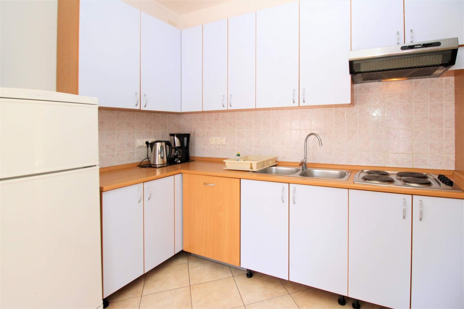 Apartment Lucijana Nr. 4 – mit Balkon, 150 m vom Strand entfernt