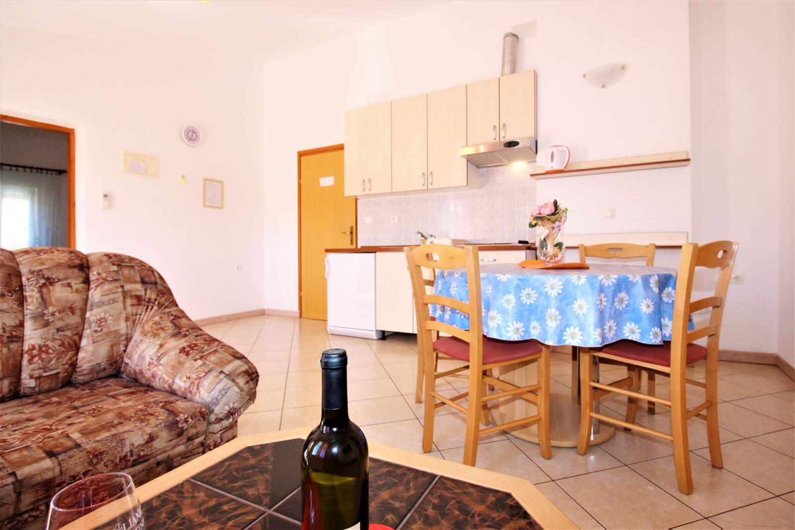 Apartment Lucijana No.7 - with Balcony, 150 m from the Beach