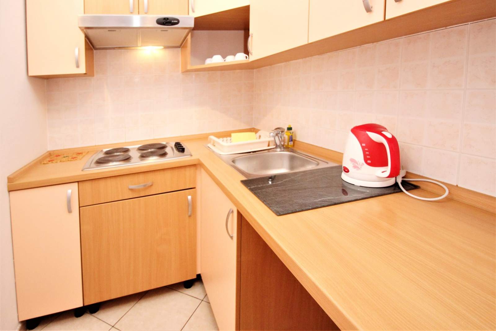Apartment Lucijana Nr. 8 – mit Balkon, 150 m vom Strand entfernt
