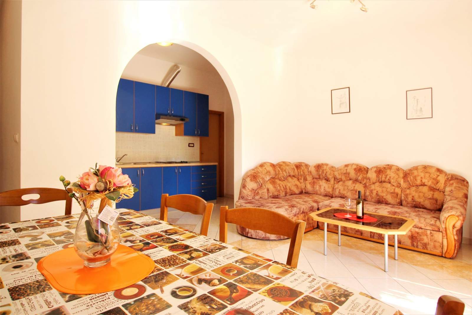 Apartment Lucijana Nr. 9 – mit Balkon, 150 m vom Strand entfernt