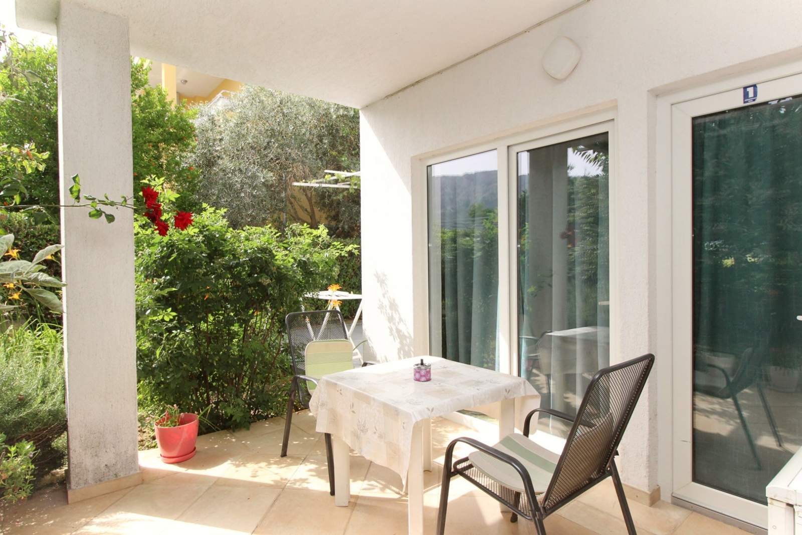 Studio Mul Nr. 1 Dr – für 2 Personen, mit Terrasse