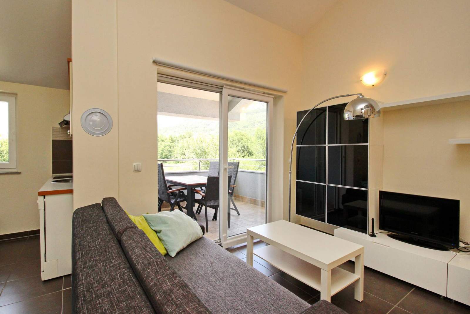 Apartment Osmanovic A4 – mit Balkon und Parkplatz
