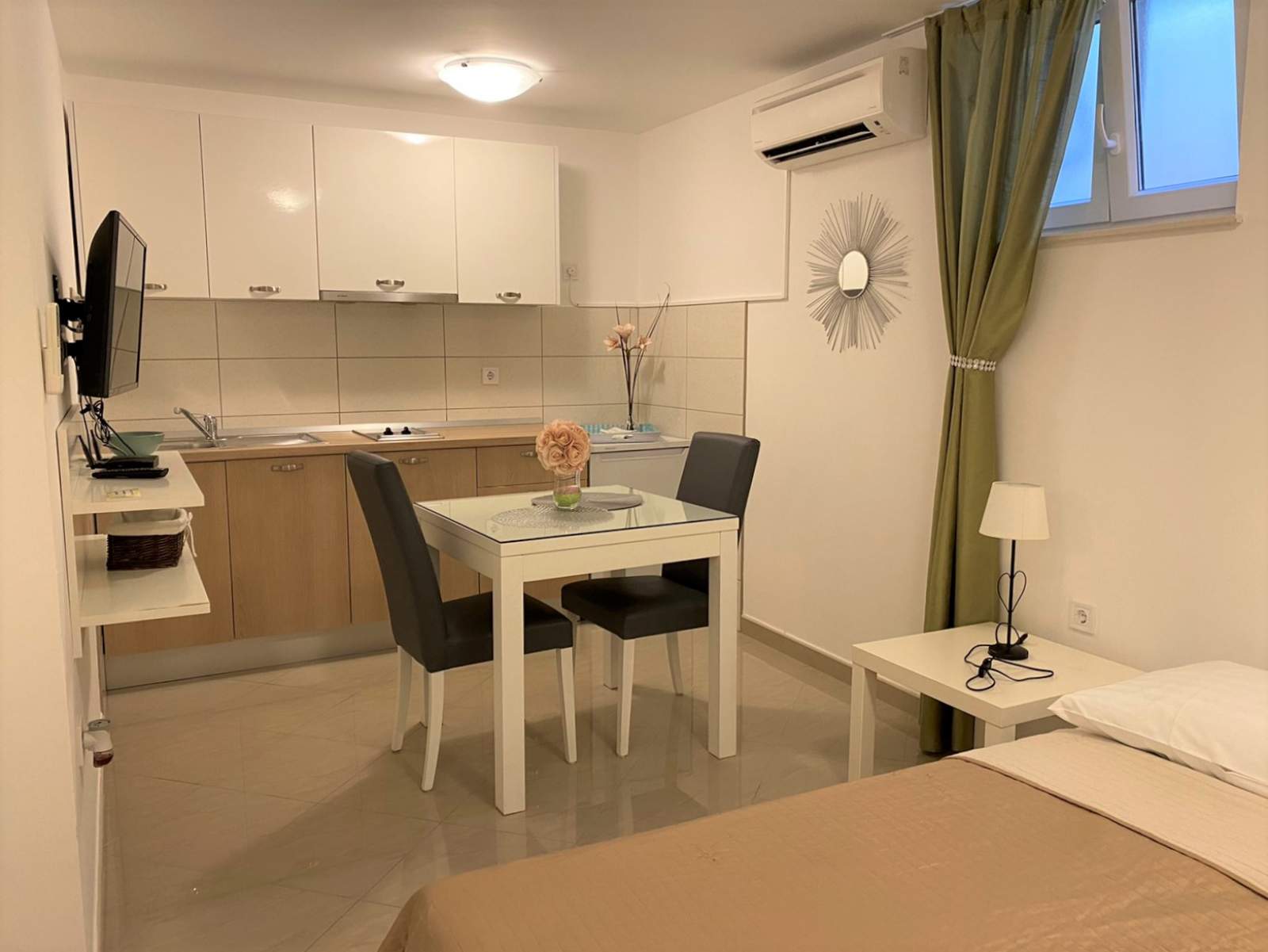 Studio-Apartment Gorica 2 Nr. 13 – mit Pool, Untergeschoss