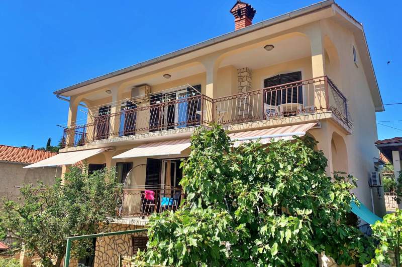 Apartments Santic