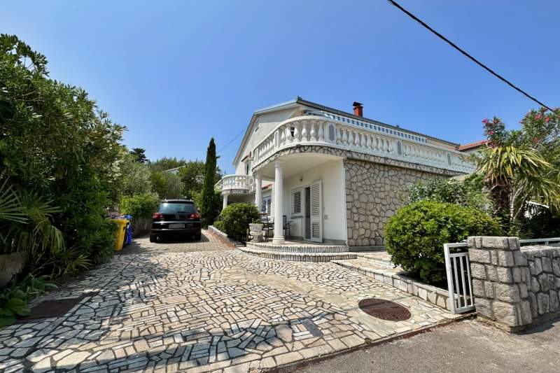 Apartments Zlatica