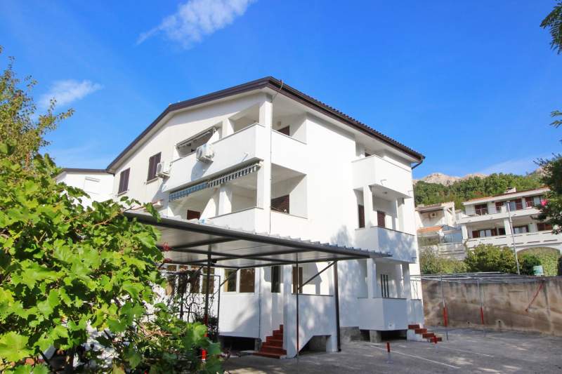 Apartments Sersic